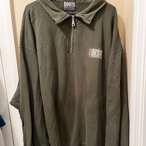 Roots Athletics Size XL